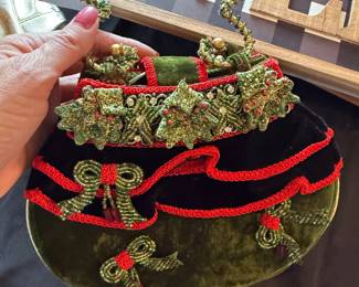 Mary Frances Christmas Purse