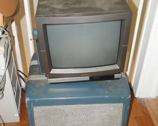 CRT TV