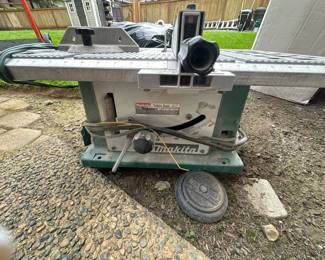 Makita Table Saw
