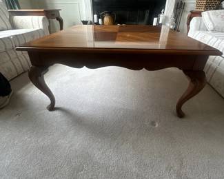 Thomasville coffee table