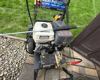 Pressure Washer