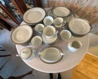 Contemporary by Noritak (Philippines)