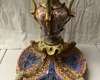 Italian majolica centerpiece