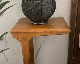 solid wood end table  and metal rattan lamp- new