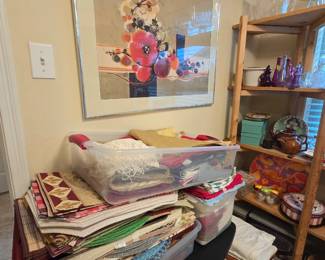 table linens, placemats and napkins