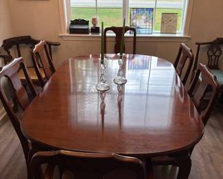 Harden Table with 3 leaves and 6 chairs