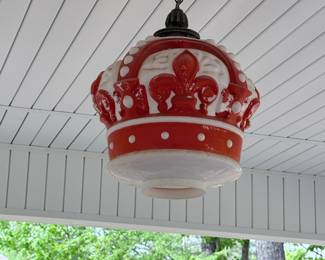 Vintage ceiling light (buyer must remove)