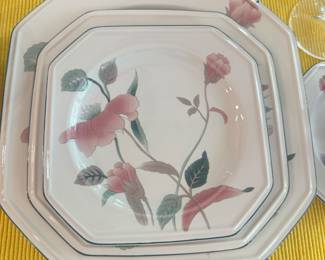 complete set MIKASA China