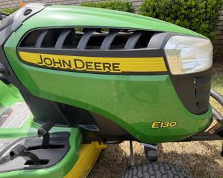 ***Available For Presale*** John Deere mower, runs great and only 98 hours $1,500.00