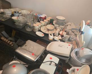 Kitchen Items - Notice the Goose Collection in the corner