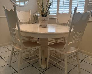 Oak kitchen table and chairs