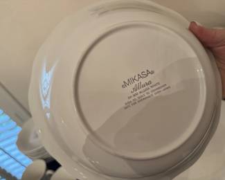 Mikasa Allura Dinnerware - Set