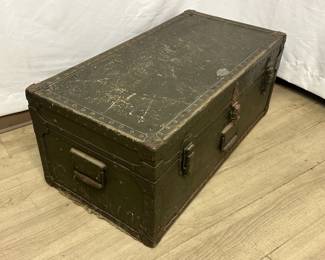 1947 Poirier Mclane Military Footlocker Trunk