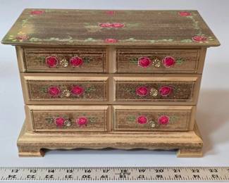 Vintage jewelry box