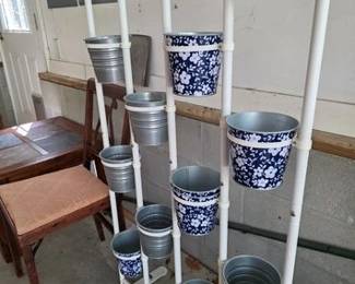 Trellis flower pot stand