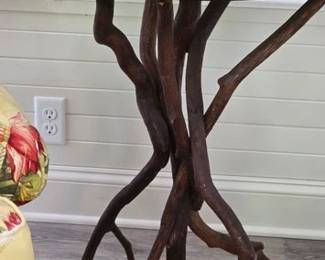 Twig base pine table