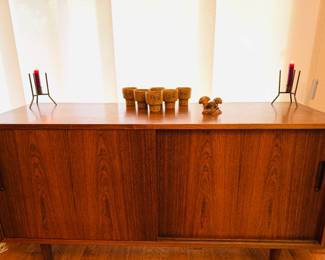 Mid Century Modern Mobler