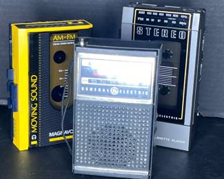 VINTAGE RADIOS