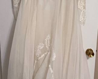 1990'S VINTAGE WEDDING DRESS