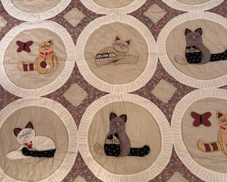 SAWTOOTH CATS QUILT
