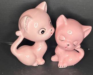 PINK "BIG HEAD" CAT FIGURINES