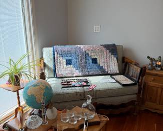 Country Style Wood Frame Upholstered Settee with Assorted Decor