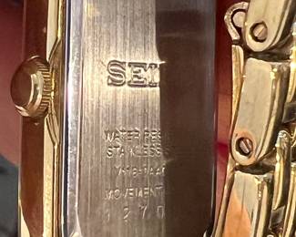 $100, Seiko Solar Ladies Gold Tone Rectangular Dress Watch Quartz Solar Powered Bracelet Watch