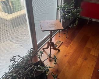 Oak Barley Twist Pedestal Occasional Table