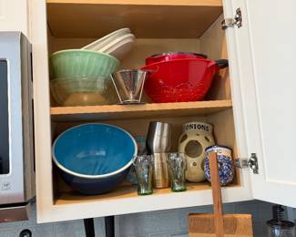 Mixed Kitchenware Lot — Boleslawiec Jar, Ceramic Onion Keeper & Bowls