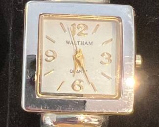 $30, Vintage Waltham Quartz Ladies Two-Tone Bangle Watch Square Case Gold & Silver Tone Dress Watch