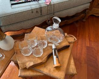 Modern Faceted Whiskey Decanter Set, Lever Corkscrew & Live Edge Tray