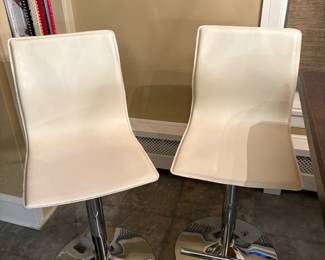 Set of 6 bar stools