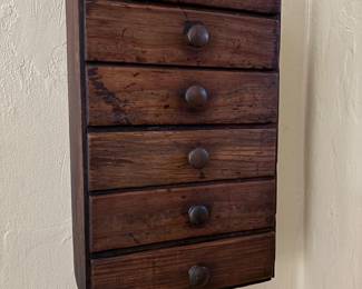 6 drawer wall hanging chest