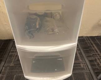 $14.00 - Plastic 2 Drawer Storage Cart