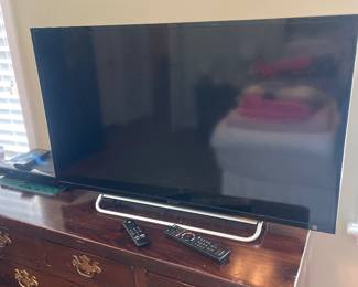 $68.00 - Sony TV KDL-40W600B 40" 