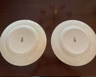 $42.00 - Royal Doulton Pair Decorative Collector Plates The Falconer (6279) and The Mayor (6283)