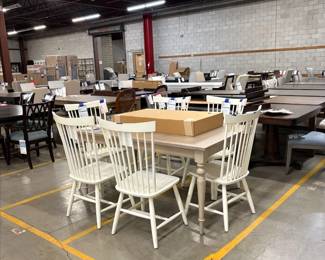 Dining tables in every size!