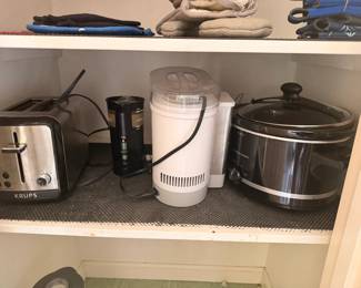 Toaster, Bean grinder, crockpot, yogurt maker