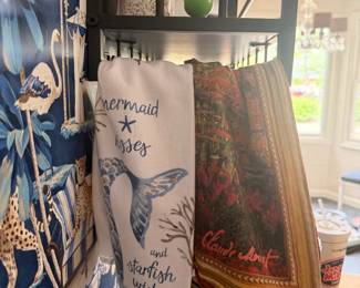 Decorative kitchen towels cont.
