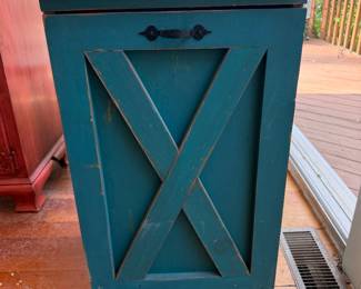 Dog food bin … Etsy paid $250