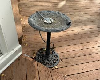 Bird bath with water warmer