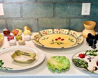 Serving Platters, Pottery and Serving Pieces 