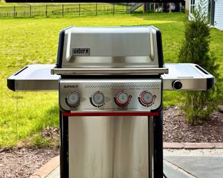 NEW Never Used Natural Gas Weber Spirit BBQ Grill with Cover