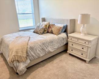 Carol House White Bedroom Set Queen Bed, Nightstand. Dresser with Mirror and Lingerie Chest
