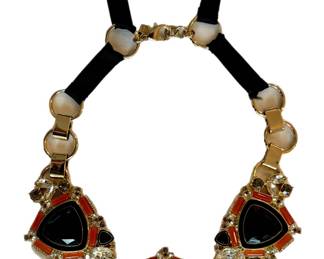 Statement Necklace / Jewelry