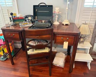 Mahogany Desk 