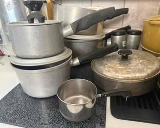 Vintage Cookware 