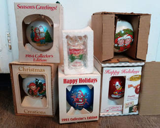 Lot 4: Vintage Campbell's soup ornament lot 3