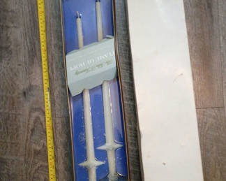 Lot 1: New John f Kennedy candle set 