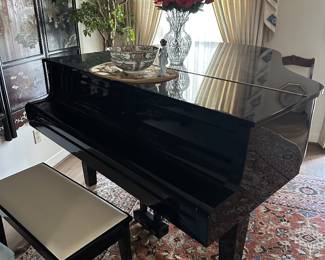Yamaha GH1 Baby Grand Piano